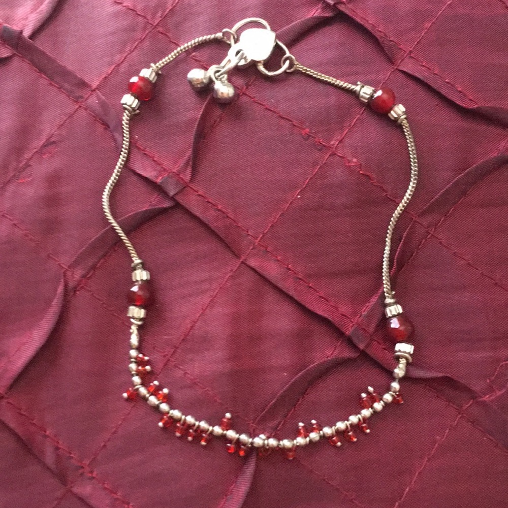 Preowned anklet ,available with bundle only